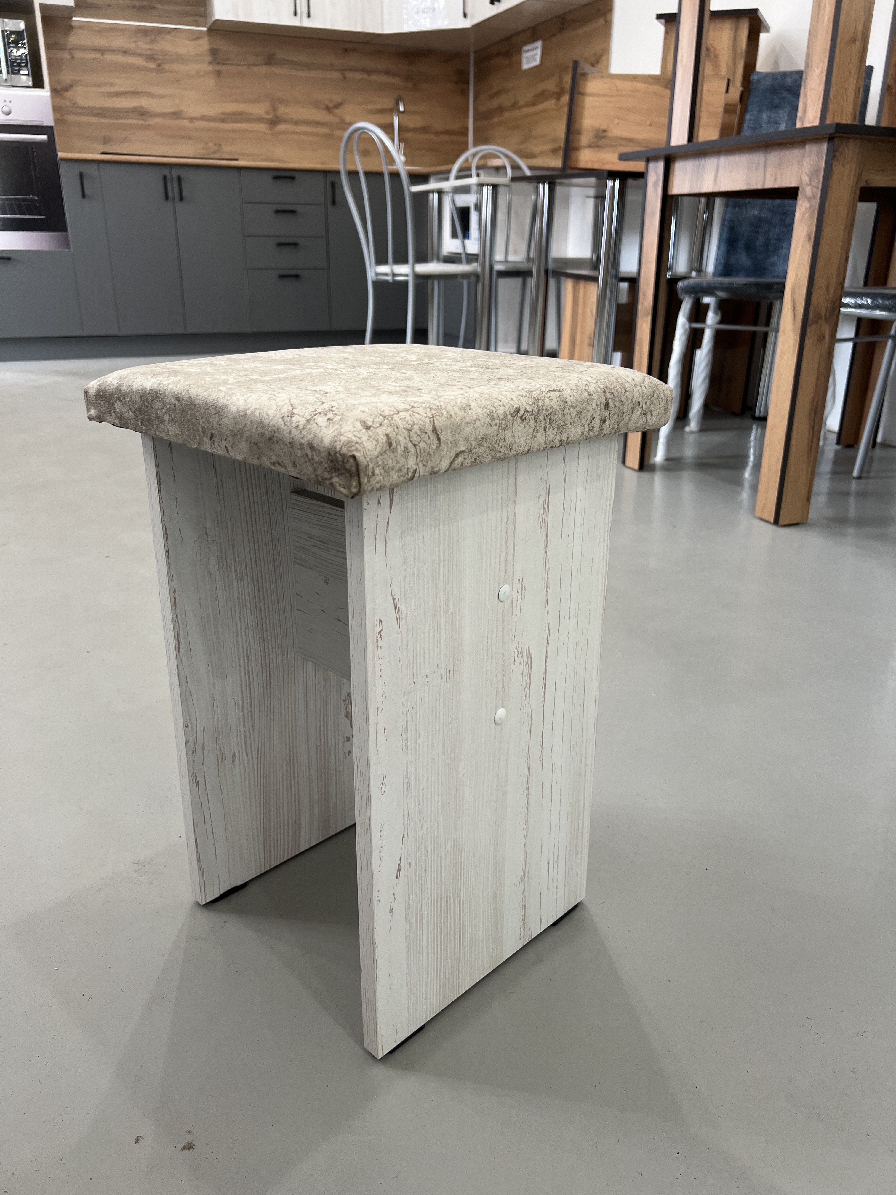 Табурет мягкий в Барнауле купить