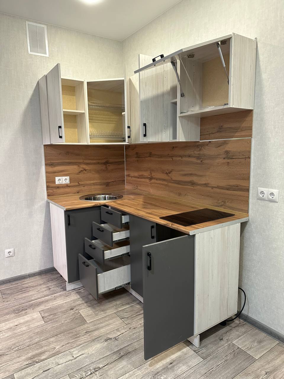 Кухонный гарнитур угловой №5 в Барнауле купить