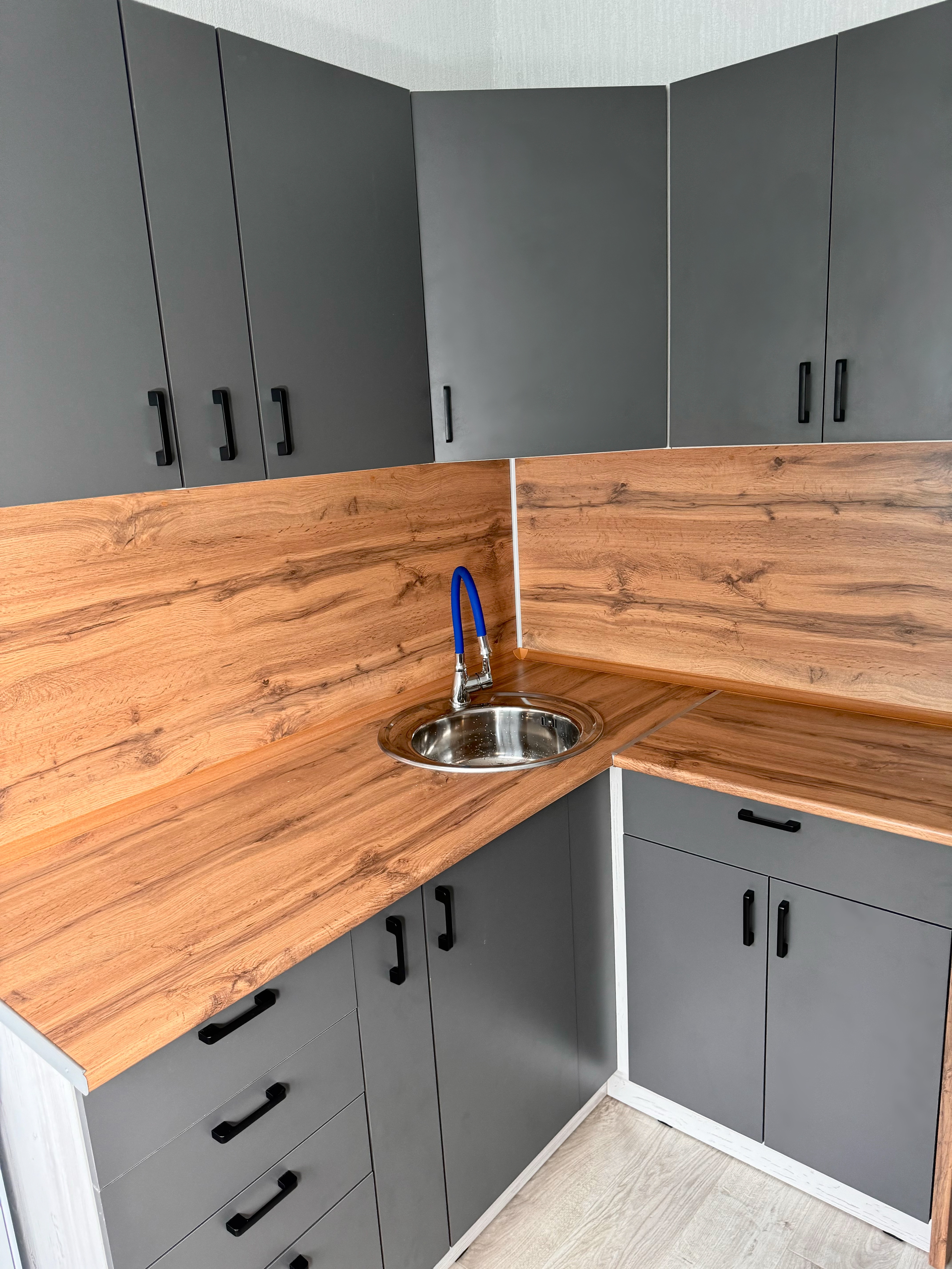 Кухонный гарнитур угловой №9 в Барнауле купить